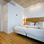 Casa de hóspedes Elegant 3*